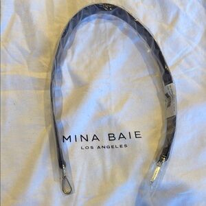 Mina Baie Sholder Strap Black/Gold (leather)